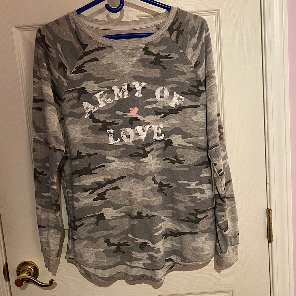 Grayson Threads Top - Picture 1 of 4
